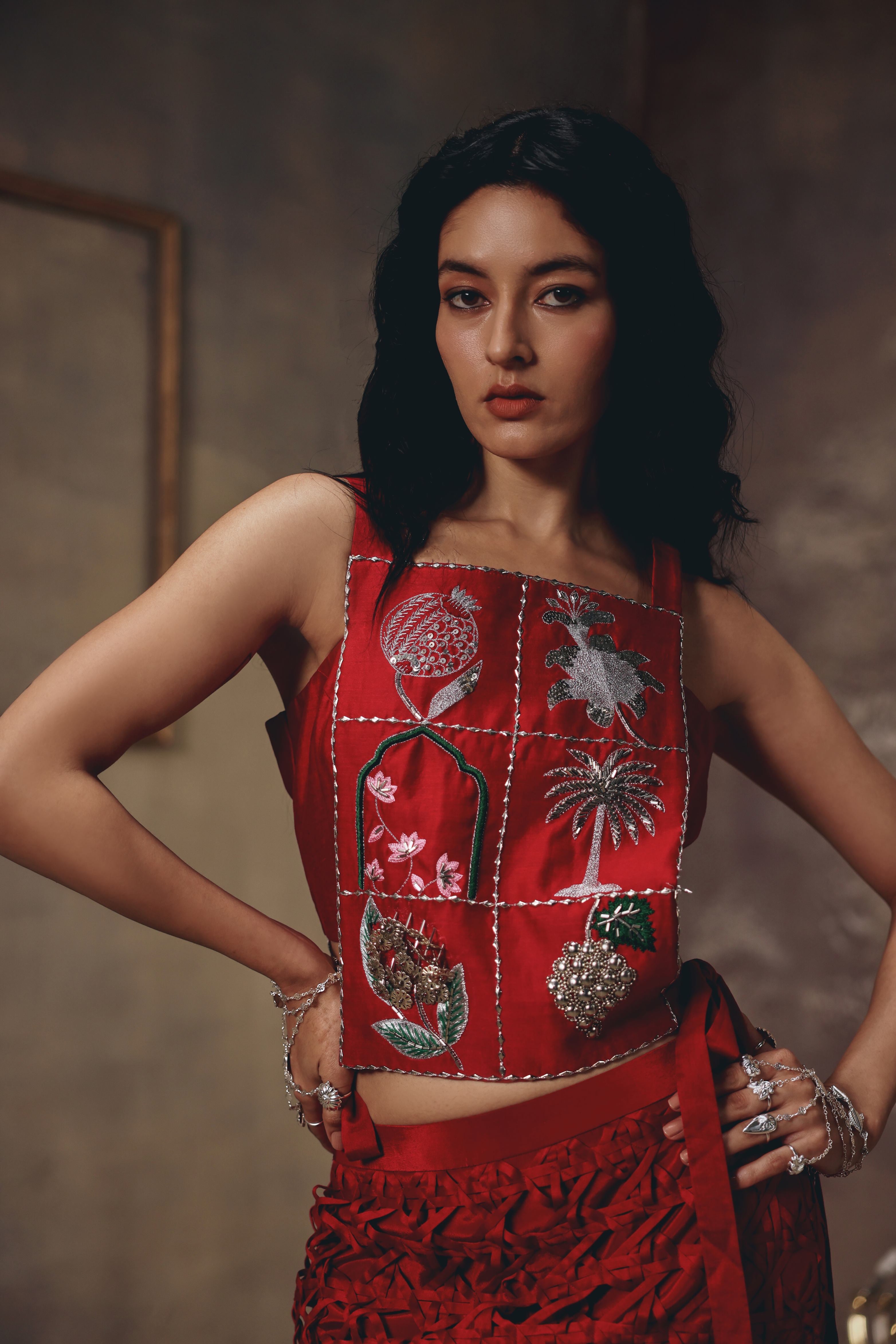 ROYAL GRID EMBROIDERED CAPE SET